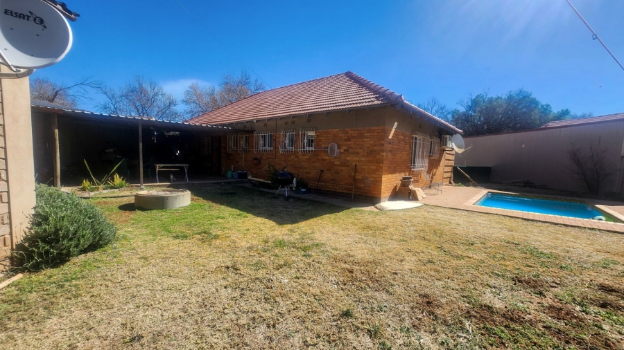 3 Bedroom Property for Sale in Stilfontein Ext 4 North West